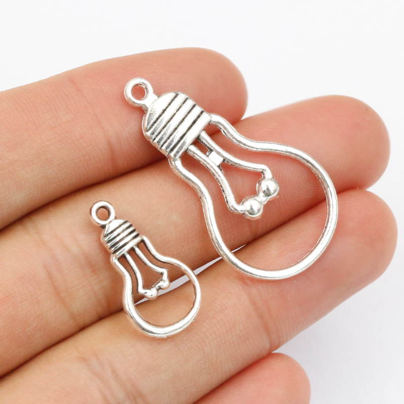 20pcs 전구 매력 펜던트 2 크기 합금 금속 DIY - Jewelry Making Light 리뷰 및 가격
