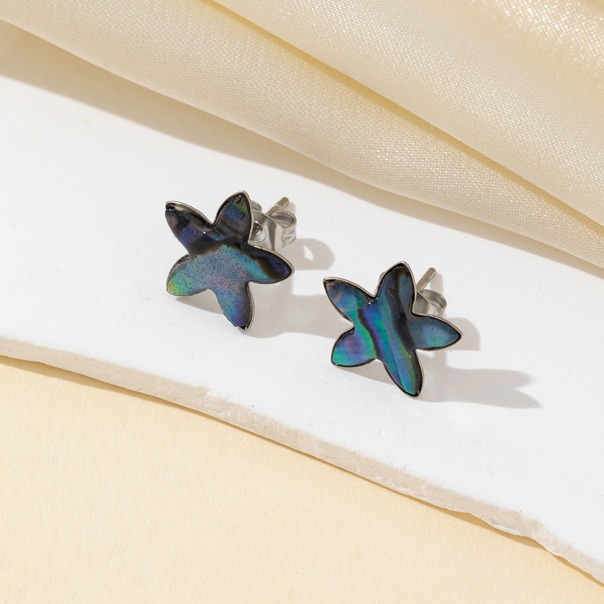 2pcs 천연 쉘 화이트 하트 모양 절묘한 매력 보석  - Jewelry Making Place 리뷰 및 가격